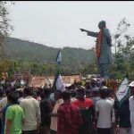 Read more about the article ନିର୍ମଳ ଝର ଛକ ରେ ପ୍ରତିଷ୍ଠା ହେଲା ପ୍ରବାଦ ପୁରୁଷ ବିଜୁ ବାବୁ ଙ୍କ ପୂର୍ଣ୍ଣ ଅବୟବ ପ୍ରତିମୂର୍ତ୍ତି |ଖୁବ ଶୀଘ୍ର ପ୍ରତିଷ୍ଠା ହେବ ସୁଜ୍ଞାନ ଙ୍କ ପ୍ରତିମୂର୍ତ୍ତି |