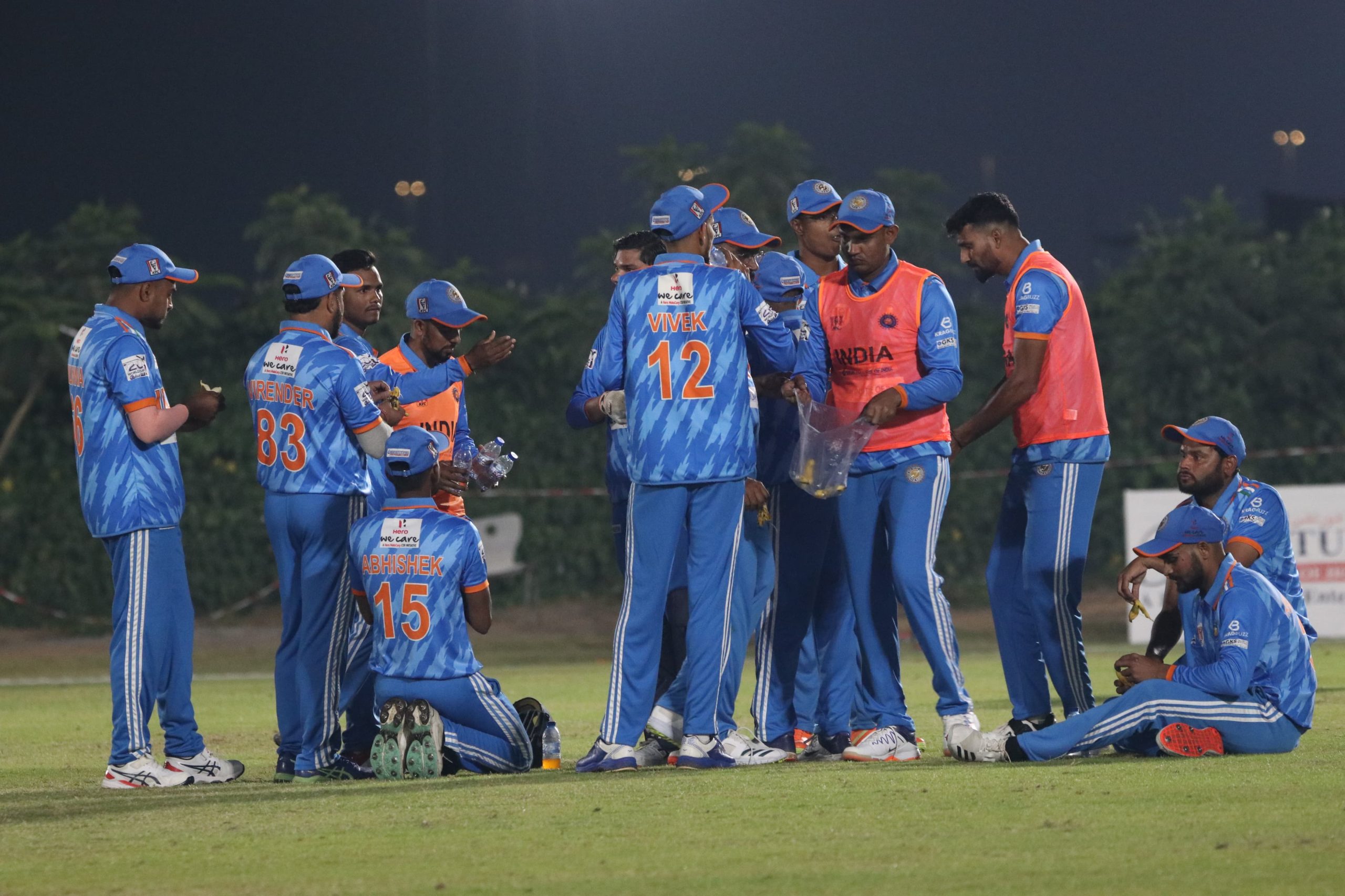 You are currently viewing बारिश की वजह से बाधिर टी २० बिस्वा कप मैं भारत और पाकिस्तान की बीच खेले जाने वाली मैच रद्द, सभी 5 टीम को मिला 1 प्वाइंट।