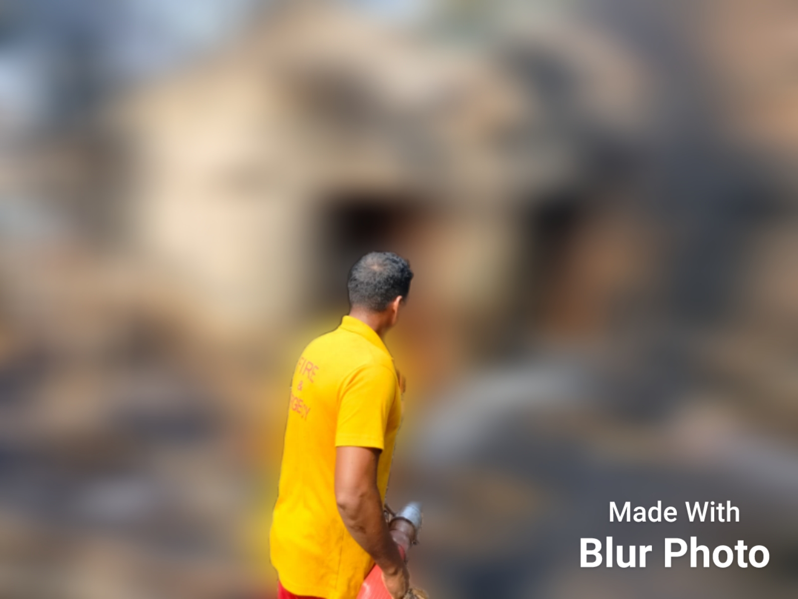 You are currently viewing ଢଉଗାଁ ରେ ଅଗ୍ନିକାଣ୍ଡ ଘଟି ଦୁଇ ବଖରା ଘର ଜଳିଲା