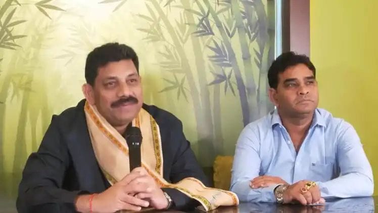 You are currently viewing वी.चंद्रशेखर नायडू ब्रह्मपुर लोकसभा सीट से निर्दलीय चुनाव लड़ेंगे।