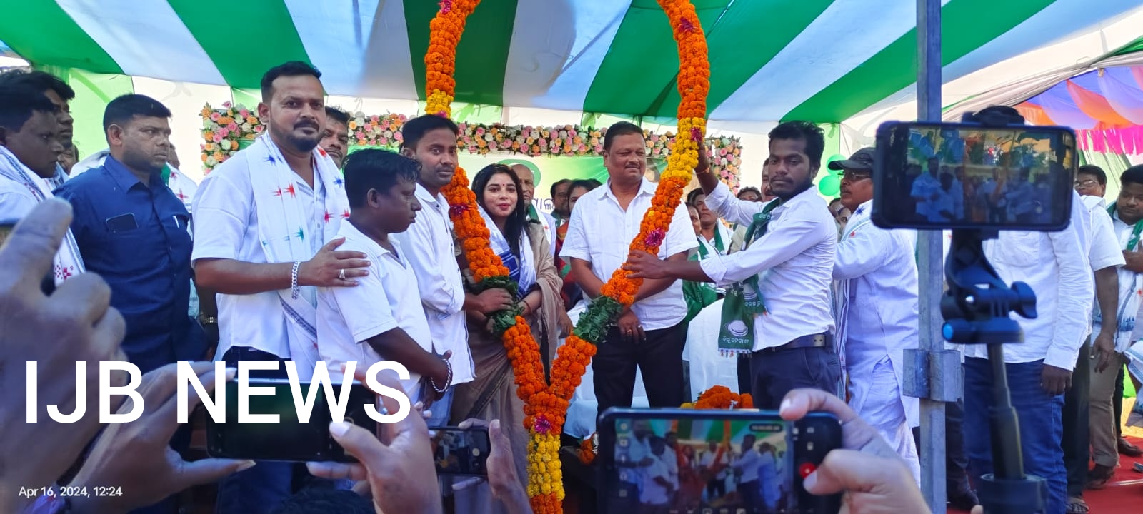 You are currently viewing ପୋଲସରା ଠାରେ ବିଜୁ ଜନତା ଦଳର ନିର୍ବାଚନୀ ସଭା :ସାଂସଦ ଓ ବିଧାୟକ ପ୍ରାର୍ଥୀଙ୍କୁ ବିଜୟୀ ପାଇଁ ଆହ୍ବାନ