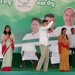 Read more about the article ସାନଖେମୁଣ୍ଡି ନିର୍ବାଚନ ମଣ୍ଡଳୀ ପଳାସପୁର ଠାରେ ଦଳୀୟ ପ୍ରାର୍ଥୀଙ୍କ ପାଇଁ ପ୍ରଚାର କଲେ ଭିକେ କାର୍ତ୍ତିକ ପାଣ୍ଡିଆନ