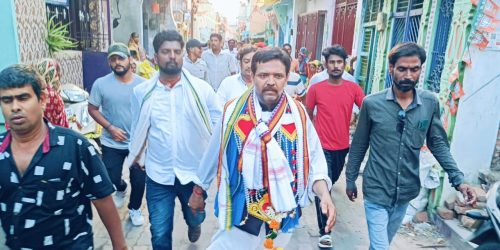 ସ୍ବାଧିନ ପ୍ରାର୍ଥୀ ପିଣ୍ଟୁ ଦାଶ ଓ ମହିଳା ସମର୍ଥକଙ୍କ ବିଶାଳ ପଦଯାତ୍ରା