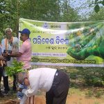 Read more about the article ଆସ୍କା ରେଞ୍ଜ୍ ତରଫରୁ ଶେରଗଡ଼ କଲେଜରେ ବିଶ୍ଵ ପରିବେଶ ଦିବସ ଓ ବୃକ୍ଷ ରୋପଣ କାର୍ଯ୍ୟକ୍ରମ