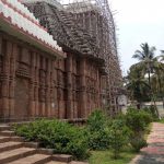 Read more about the article ଦୀର୍ଘ ଏକ ବର୍ଷ ହେଲା ଖଲ୍ଲିକୋଟ ଜଗନ୍ନାଥ ମନ୍ଦିର ରେ ମରାମତୀ ପାଇଁ ବନ୍ଧା ଯାଇଛି ବାଉଁଶ, ଆର୍ଥିକ ସଙ୍କଟ ଯୋଗୁଁ ଅଟକିଛି କାମ, ମନ୍ଦିର ସମୂହ କମିଟି ଭଙ୍ଗାଯାଇ ସରକାରଙ୍କୁ ସମସ୍ତ ସ୍ଥାବର ଆସ୍ଥାବର ସମ୍ପତି ସରକାରଙ୍କୁ ହସ୍ତାନ୍ତର ଦାବି