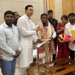 Read more about the article ମୁଖ୍ୟମନ୍ତ୍ରୀଙ୍କୁ ଭେଟିଲେ ଉତ୍କଳ ଯାଦବ ମହାସଭା ପ୍ରତିନିଧି ମଣ୍ଡଳୀ ।