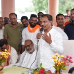 Read more about the article ବିଭିନ୍ନ ପଞ୍ଚାୟତ ପରିଦଶନ କଲେ ପରିବହନ ଖଣି ମନ୍ତ୍ରୀ ବିଭୁତି ଭୂଷଣ ଜେନା