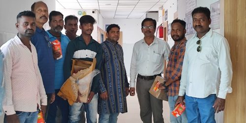 ରୋଗୀ ଙ୍କୁ ଶକ୍ତି ବର୍ଧକ ପାନୀୟ ବଣ୍ଟନ,