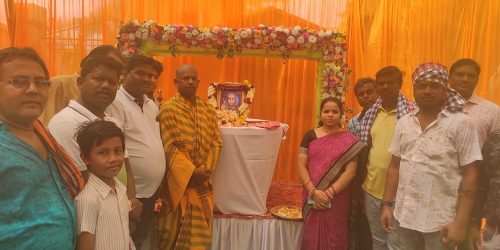 ପରୋପକାରୀ ମହିଳା ଶଶୀ ମହାଙ୍କୁଡ ଙ୍କ ଦ୍ୱାଦଶାହ ଦିବସ ରେ ସ୍ମୃତି ଚାରଣ କଲେ ଉପସ୍ଥିତ ବ୍ୟକ୍ତି ମାନେ |