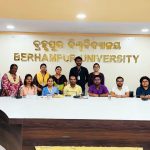 Read more about the article ବ୍ରହ୍ମପୁର ବିଶ୍ୱବିଦ୍ୟାଳୟର ସ୍ନାତକୋତ୍ତର ସୋସିଓଲୋଜି ବିଭାଗ ପକ୍ଷରୁ ଆଦିବାସୀ ଦୃଷ୍ଟିକୋଣ” ଉପରେ ଏକ ସେମିନାର ଆୟୋଜିତ।
