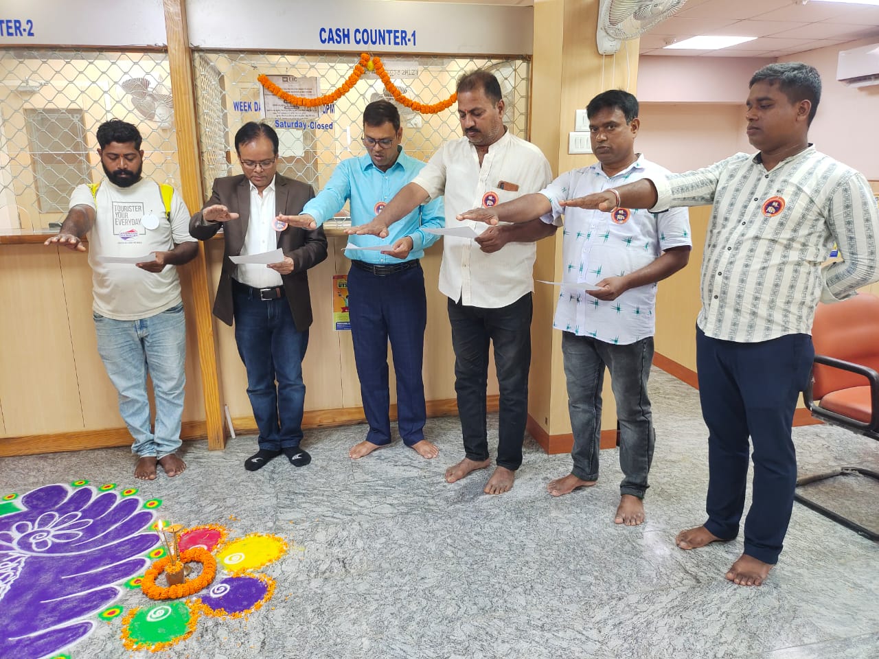 You are currently viewing 68ତମ ଜନ୍ମବାର୍ଷିକୀ ଅବସରରେ ବୀମା ସପ୍ତାହର ଉଦଘାଟନୀ ସମାରୋହl