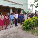 Read more about the article ବାତ୍ୟା ଦନା କୁ ଦେଖି ସତର୍କତା ପ୍ରଶାସନ ପକ୍ଷରୁ ଆଦିବାସୀ ବହୁଳ ଗ୍ରାମବାସୀଙ୍କୁ ସ୍ଥାନାନ୍ତର