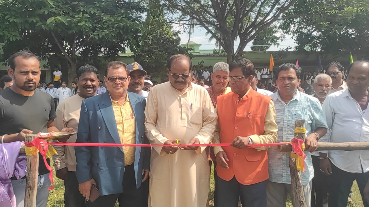 You are currently viewing ତାରା ତାରିଣୀମହା ବିଦ୍ୟାଳୟ ରେ ଅନ୍ତର୍ଜାତୀୟ ମହା ବିଦ୍ୟାଳୟ ଭଲିବଲ ଟୁନାମେଣ୍ଟ ଅନୁଷ୍ଠିତ