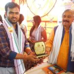 Read more about the article ରକ୍ତଦାନ ସେବାରେ ଉଲ୍ଲେଖନୀୟ କୃତିତ୍ୱ ନେଇ ଅଧ୍ୟାପକ ରଞ୍ଜନ କୁମାର ମହାପାତ୍ରଙ୍କୁ ସମ୍ବର୍ଧନା ,