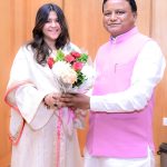 Read more about the article ବଲିଉଡ୍‌ ଫିଲ୍ମ ପ୍ରଯୋଜକ ଏକତା କପୁର ଓଡିଶା ର ମୁଖ୍ୟମନ୍ତ୍ରୀ ମୋହନ ଚରଣ ମାଝୀ ଙ୍କୁ ଫିଲ୍ମ ଦେଖିବା ପାଇଁ ନିମନ୍ତ୍ରଣ