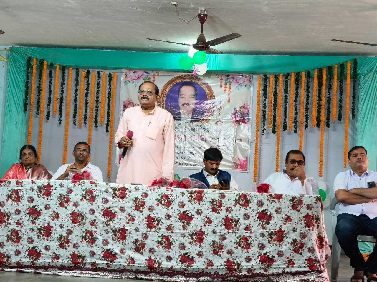 You are currently viewing ପୂର୍ବତନ ନଗରପାଳ ଙ୍କ 72 ତମ ଜୟନ୍ତୀ ରେ ରକ୍ତ ଦାନ ଶିବିର,67 ୟୁନିଟ ରକ୍ତ ସଂଗ୍ରହ