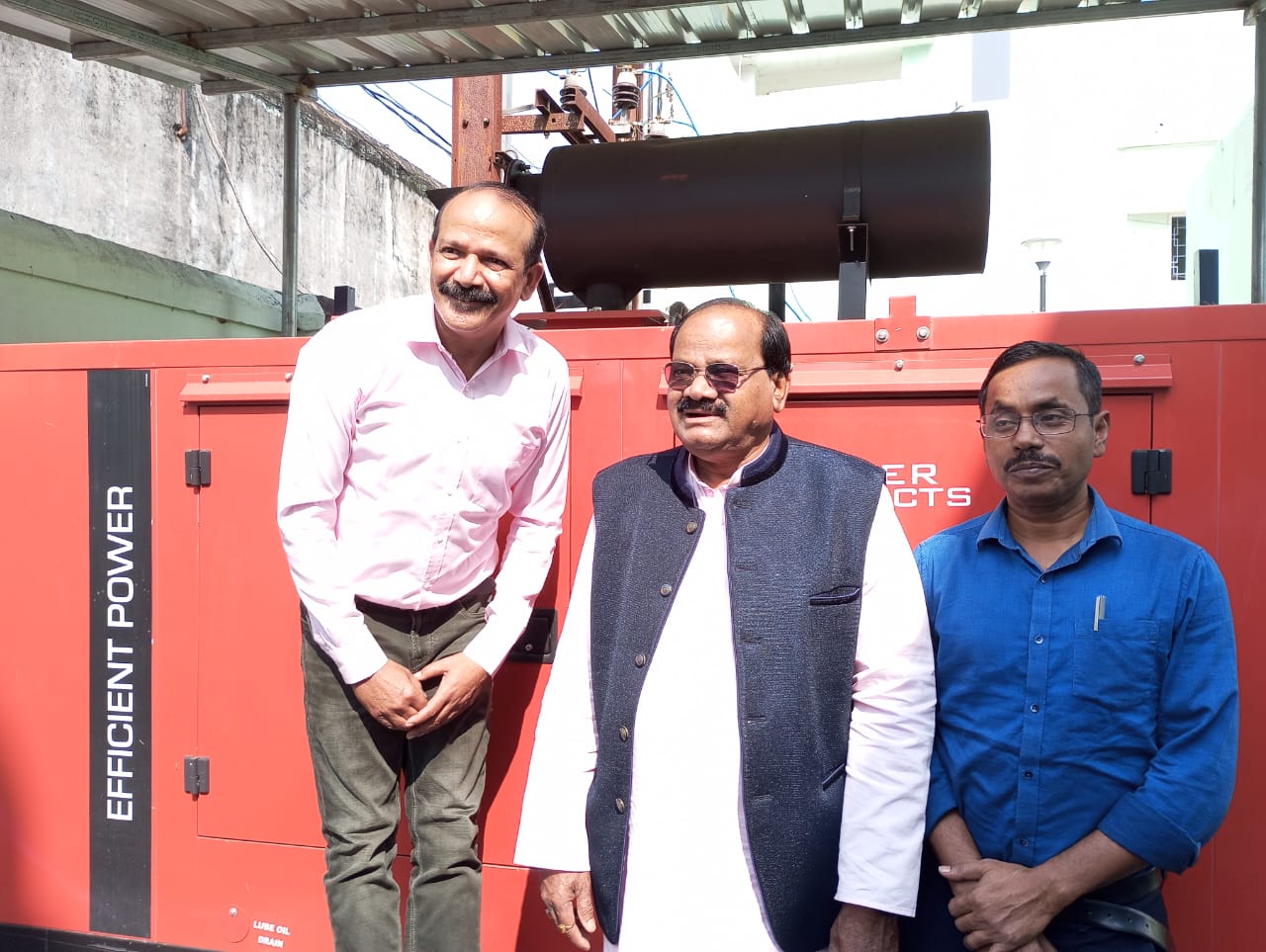 You are currently viewing ଖଲ୍ଲିକୋଟ ଗୋଷ୍ଠୀ ସ୍ୱାସ୍ଥ୍ୟ କେନ୍ଦ୍ର ରେ ରୋଗୀ କଲ୍ୟାଣ ବୈଠକ, ନୂତନ ଆମ୍ବୁଲାନ୍ସ ଓ ଉପଖଣ୍ଡ ସ୍ତରୀୟ ଡାକ୍ତରଖାନା ପାଇଁ ଆଲୋଚନା