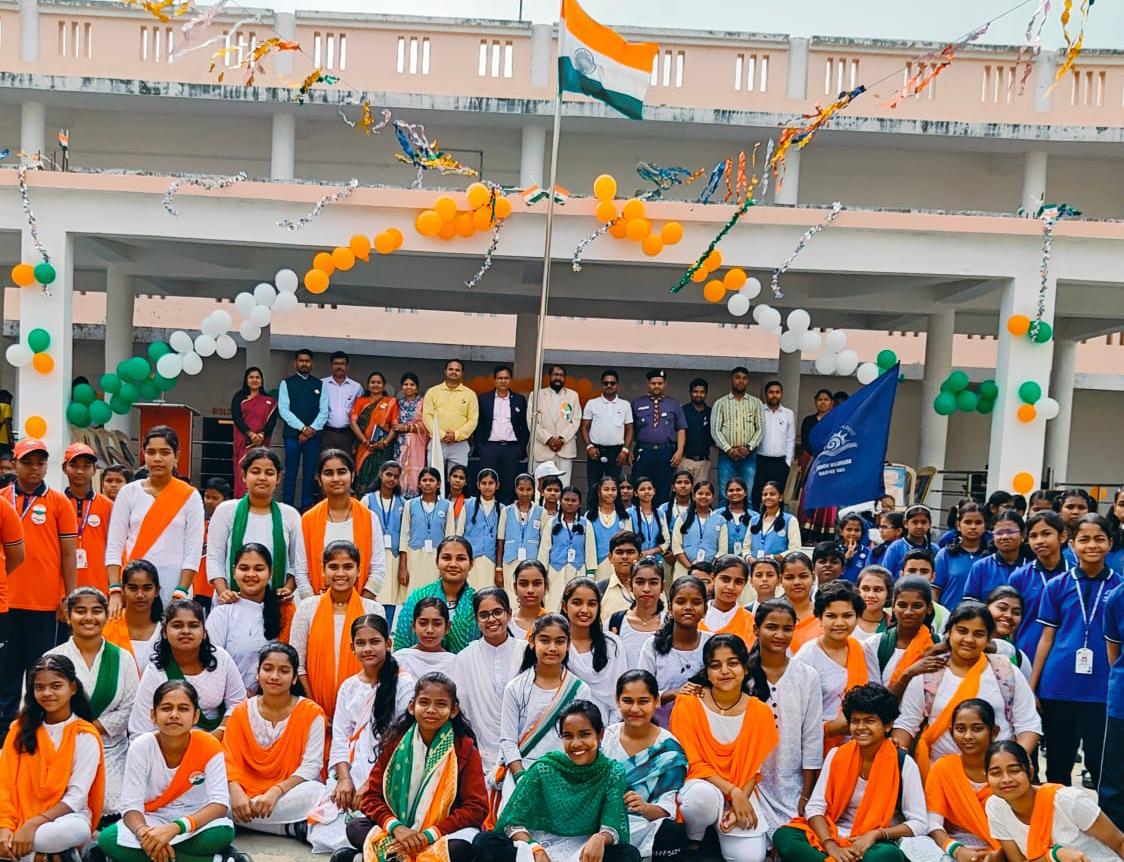 You are currently viewing ଶ୍ରୀରାମ ଓଡ଼ିଶା ଆଦର୍ଶ ବିଦ୍ୟାଳୟରେ ୭୬ ତମ ସାଧାରଣ ତନ୍ତ୍ର ଦିବସ ପାଳିତ