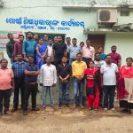 Read more about the article ଖଲ୍ଲିକୋଟ : ଗୋଷ୍ଠୀ ଶିକ୍ଷା ଅଧିକାରୀଙ୍କୁ ବିଦାୟ ସମ୍ବର୍ଦ୍ଧନା ଉତ୍ସବ ଅନୁଷ୍ଠିତ.