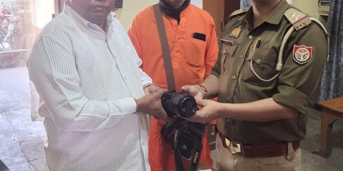 ହଜି ଯାଇଥିବା କ୍ୟାମେରା ବ୍ୟାଗ ଫେରି ପାଇଲେ ଫଟୋ ସାମ୍ବାଦିକ ସରୋଜ କୁମାର ମଲ୍ଲିକ ।