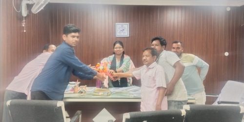 ମହାସିଙ୍ଗି ପଞ୍ଚାୟତର ବିଭିନ୍ନ ସମସ୍ୟା ସମ୍ପର୍କରେ ସମୂହ ୱାର୍ଡ଼ ସଭ୍ୟ ବିଡିଓଙ୍କୁ ଭେଟି ଜଣାଇଲେ