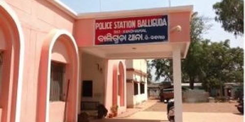ହୋଲି ଖେଳି ସାରିବା ପରେ ନଦୀରେ ଦୁଇ ଗୋଷ୍ଠୀ ଗଣ୍ଡଗୋଳ ,ଦୁଇଟି ମାମଲା