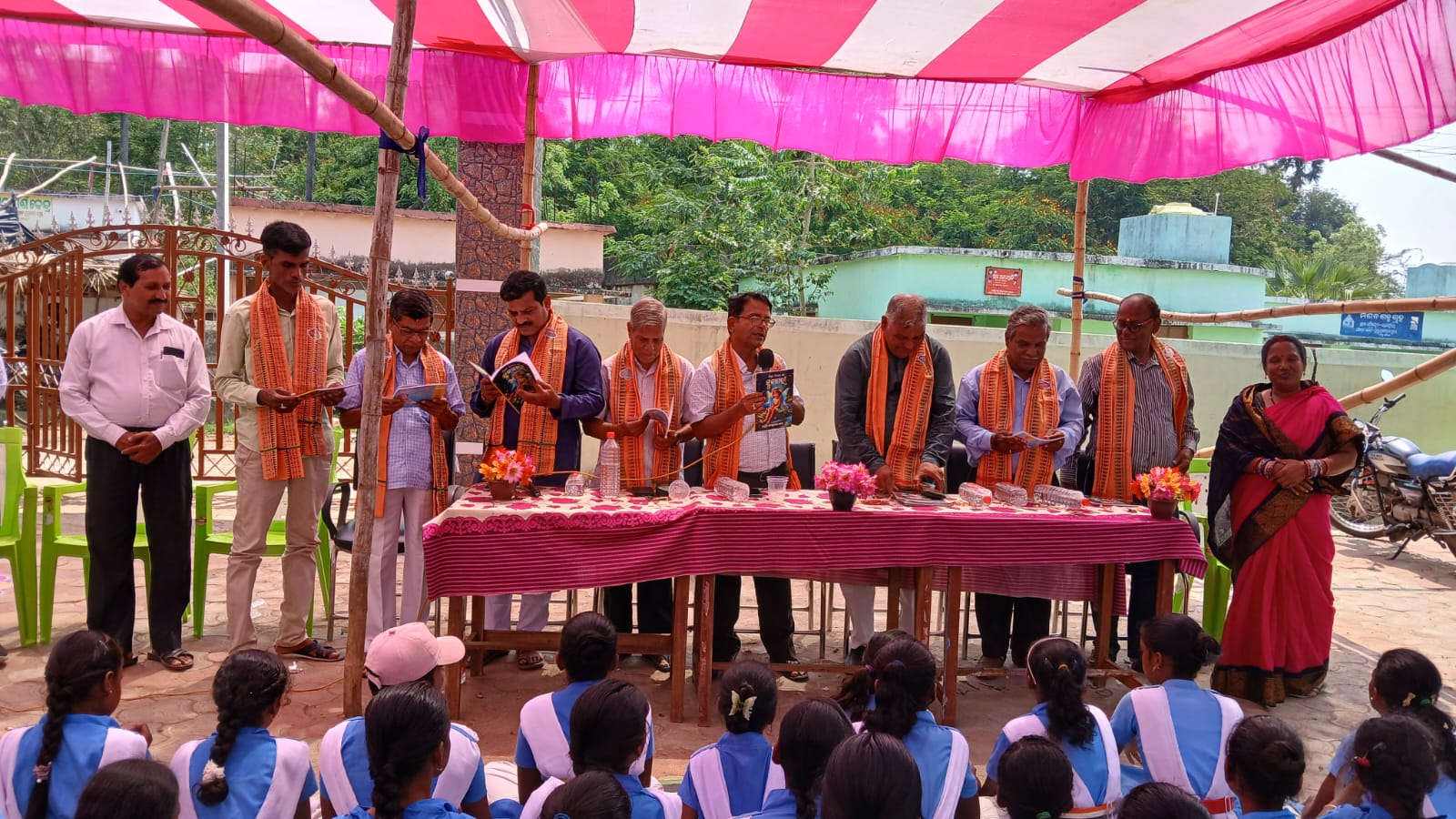 You are currently viewing ରଣଝାଲ୍ଲୀ ଉଚ୍ଚ ପ୍ରାଥମିକ ବିଦ୍ୟାଳୟରେ ଉତ୍କଳ ଦିବସ ପାଳନ