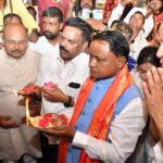 Read more about the article ଗଞ୍ଜାମ ପ୍ରସିଦ୍ଧ ମା ବୁଢୀ ଠାକୁରାଣୀ ଙ୍କୁ ଦର୍ଶନ କଲେ ମାନ୍ୟବର ମୁଖ୍ୟମନ୍ତ୍ରୀ