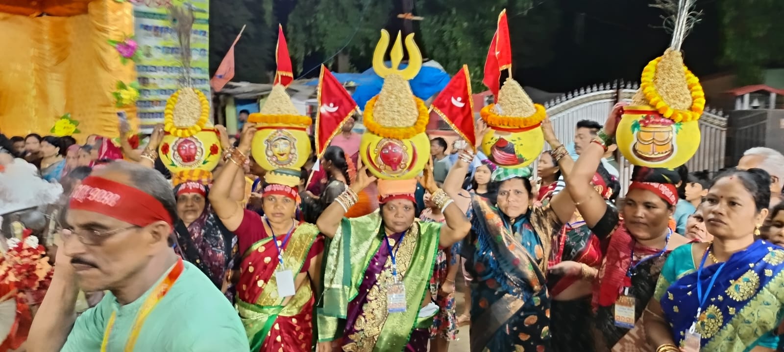 You are currently viewing ୧୩ ଦିନରେ ମା’ ପାଟ୍ଟଖଣ୍ଡା ଠାକୁରାଣୀ ଯାତ୍ରା: ମା’ ମହାମାୟୀ ନିଜ ୫ଭଉଣୀଙ୍କୁ ନେଇ ନିଜ ସାହି ବୁଲିଲେ
