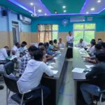 Read more about the article ନବରଙ୍ଗପୁର ଠାରେ ବିହନ ଉତ୍ପାଦକମାନଙ୍କୁ ନେଇ ବୈଠକଅଣସ୍ୱୀକୃତିପ୍ରାପ୍ତ ବିହନ କମ୍ପାନୀମାନଙ୍କ ବିହନ ବିକ୍ରି ରୋକିବାକୁ ଗୁରୁତ୍ୱ