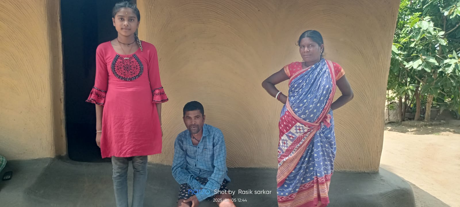 You are currently viewing ସରକାରୀ ସାହାଯ୍ୟ ଅପେକ୍ଷା ରେ କାଶୀନାଥ