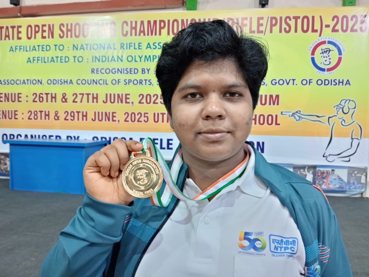 You are currently viewing Dibyasha wins Gold in Open State shooting championship.
