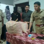 Read more about the article ପାଟ୍ରୋଲିଂ ସମୟରେ ଗଞ୍ଜେଇ, ବ୍ରାଉନ ସୁଗାର, ବାଇକ, ମୋବାଇଲ ଫୋନ ଜବତ : ତିନି ଅଭିଯୁକ୍ତ ଗିରଫ