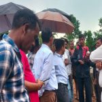 Read more about the article ନଦୀର ଡାଇଭର୍ଶନ ଧୋଇଯିବା ଘଟଣା: ବିଡିଓଙ୍କ ପ୍ରତିଶୃତି ପରେ ବାତିଲ ହେଲା ଆନ୍ଦୋଳନ