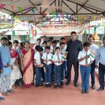 Read more about the article ଜିଲ୍ଲାପାଳ ଙ୍କ ଦ୍ଵାରା ଦିବ୍ୟାଂ ବିଦ୍ୟାଳୟ ରେ ପତାକା ଉତୋଳନ