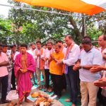 Read more about the article ବିଧାୟକ ଙ୍କ ଦ୍ୱାରା ଦୁଇ ରାସ୍ତା ର ଶିଳାନ୍ୟାସ,