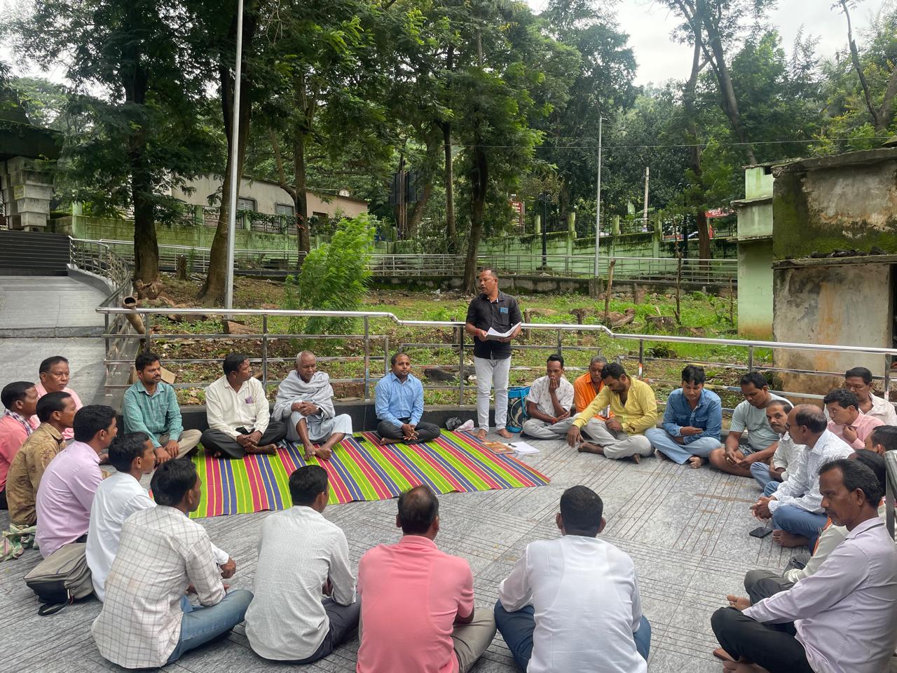 You are currently viewing ତପ୍ତପାଣି ପର୍ଯ୍ୟଟନ ଭିତ୍ତିଭୂମୀ ବିକାଶ ନେଇ ବିଡ଼ିଓ ଏବଂ ଉନ୍ନୟନ କମିଟିର ମିଳିତ ବୈଠକ ।