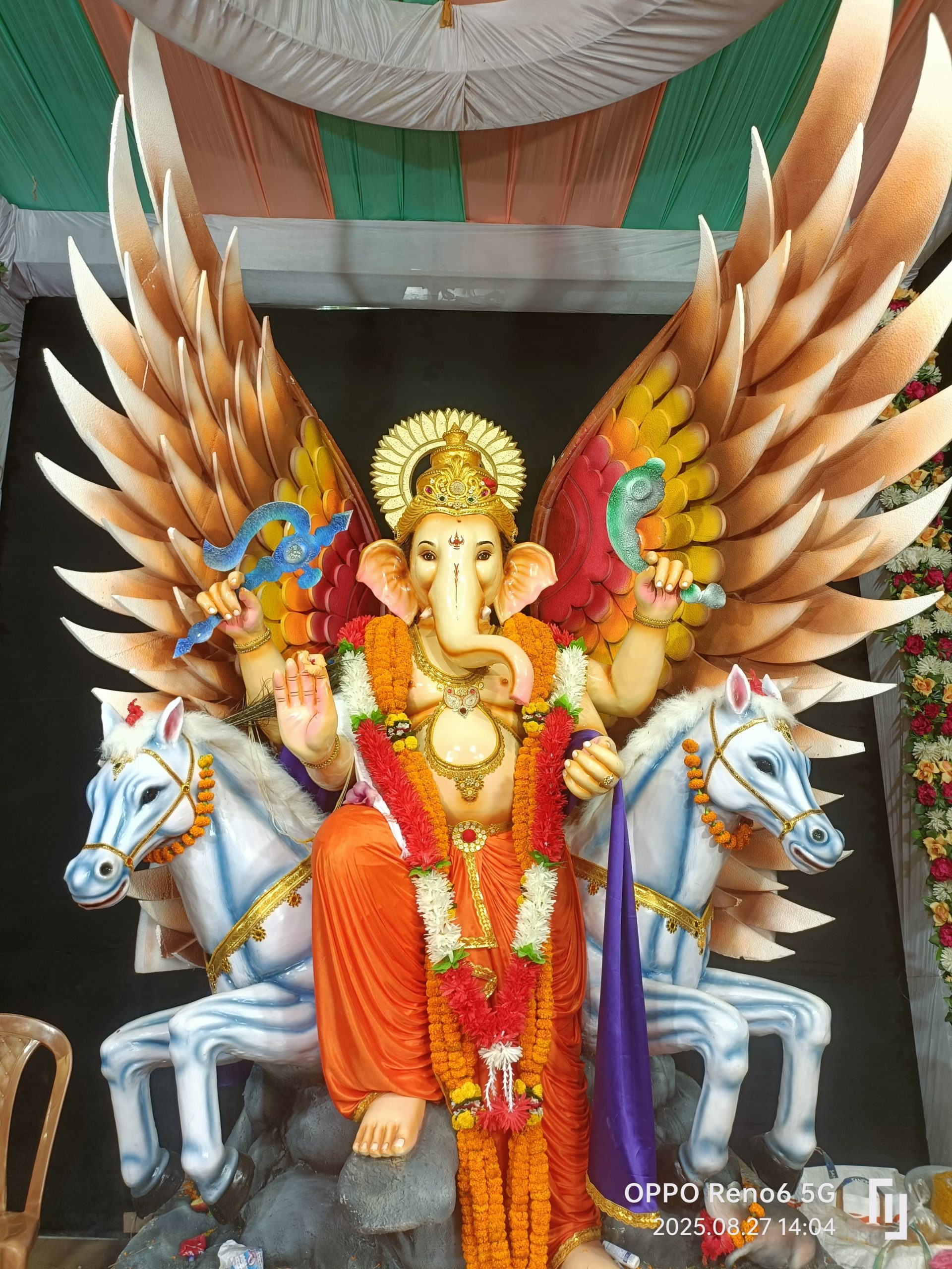 You are currently viewing ବେଲଗୁଣ୍ଠା ବ୍ଳକ୍ ର ବିଭିନ୍ନ ଗ୍ରାମ ଏବଂ ଶିକ୍ଷାନୁଷ୍ଠାନରେ ମହା ବିନାୟକଙ୍କୁ ଆବାହନ ; ପାଲକଷଣ୍ଢାରେ ଶୋଭା ପାଉଛି କେଦାରନାଥ ମନ୍ଦିର ଆକୃତିର ଆକର୍ଷଣୀୟ ତୋରଣ