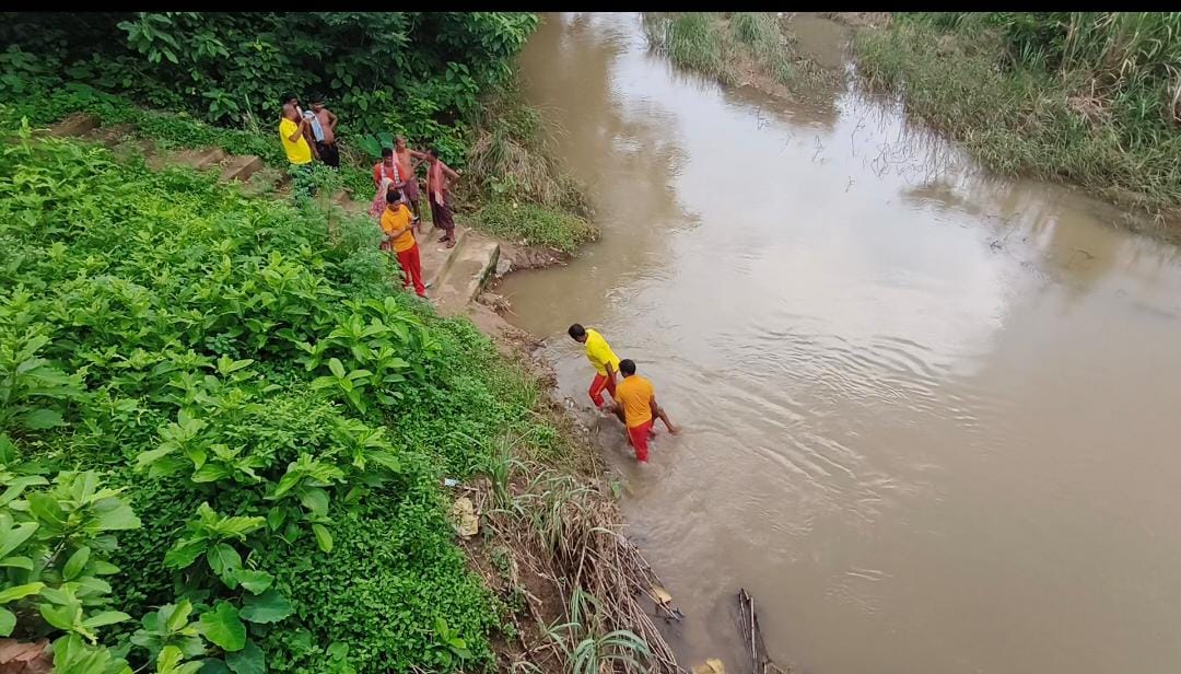 You are currently viewing ଜରାଉ ନଦୀରେ ଭାସି ଯାଇ ବୃଦ୍ଧ ମୃତ