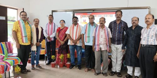 ସରକାର ଦାୟିତ୍ୱ ରୁ ଦୁରେଇ ଯାଉଛନ୍ତି ବୋଲି ଶିକ୍ଷା ର ହୋଇଛି ଘରୋଇକରଣ