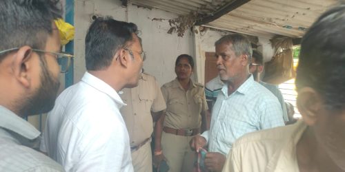 ପୁରୁଷୋତ୍ତମପୁର ବ୍ଳକ ଓ ଏନଏସି ର ବିଭିନ୍ନ ସ୍ଥାନରେ ସାର କଳା ବଜାର ଉପରେ କୃଷି ବିଭାଗ ଓ ପ୍ରଶାସନ ର ଚଢ଼ାଉ |