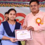 Read more about the article ବାଲୁଗାଁ ସରକାରୀ ଉଚ୍ଚ ବିଦ୍ୟାଳୟ ପ୍ରତିଷ୍ଠା ଦିବସରେ ଯୋଗଦେଲେ ଆଇନମନ୍ତ୍ରୀ