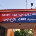 Read more about the article ଜଙ୍ଗଲ ରାସ୍ତା କଡ଼ରୁ ଅଜଣା ଯୁବତୀର ଝୁଲନ୍ତା ଶବ ଉଦ୍ଧାର