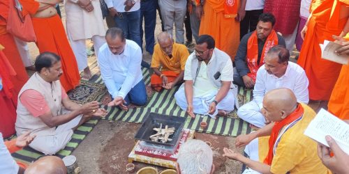 ଓଡିଶାର ସର୍ବ ପୁରାତନ ଗୋଶାଳାର ସଂପ୍ରସାରଣ: ମନ୍ତ୍ରୀଙ୍କ ଦ୍ୱାରା ଅତିରିକ୍ତ ଗୋଶାଳା ଭବନର ଶିଳାନ୍ୟାସ