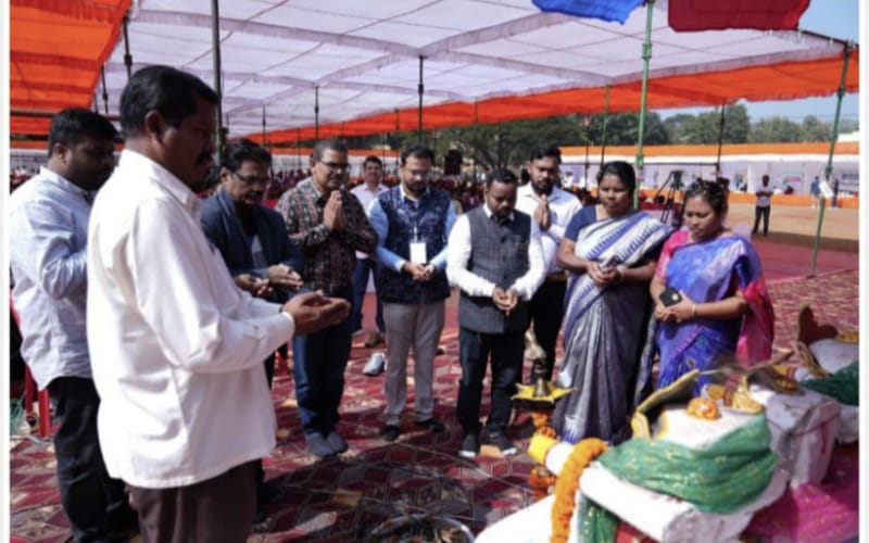 You are currently viewing କନ୍ଧମାଳରେ ଜିଲ୍ଲା ସ୍ତରୀୟ ସର୍ଗିଫୁଲ ଆୟୋଜିତ