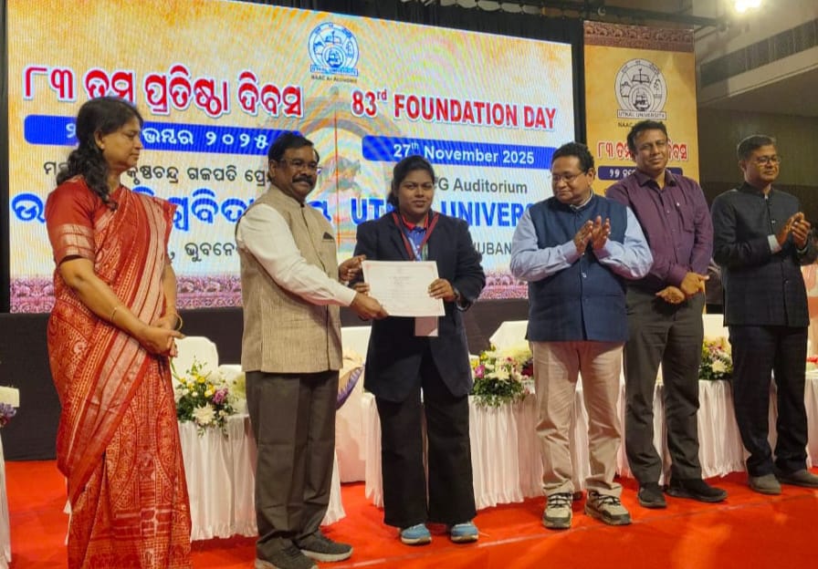 You are currently viewing ଉତ୍କଳ ବିଶ୍ୱବିଦ୍ୟାଳୟ ର ପ୍ରତିଷ୍ଠା ଦିବସ ରେ ସ୍ବର୍ଣ୍ଣ ପଦକ ପାଇଲେ ମୋନାଲିସା