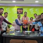 Read more about the article ପୋୖରାଧ୍ୟକ୍ଷ୍ୟ ପବିତ୍ର ଭୁତିଆଙ୍କୁ ୩ନମ୍ବର ୱାର୍ଡ ବିଜେପି ପକ୍ଷରୁ ସମ୍ବର୍ଦ୍ଧନା