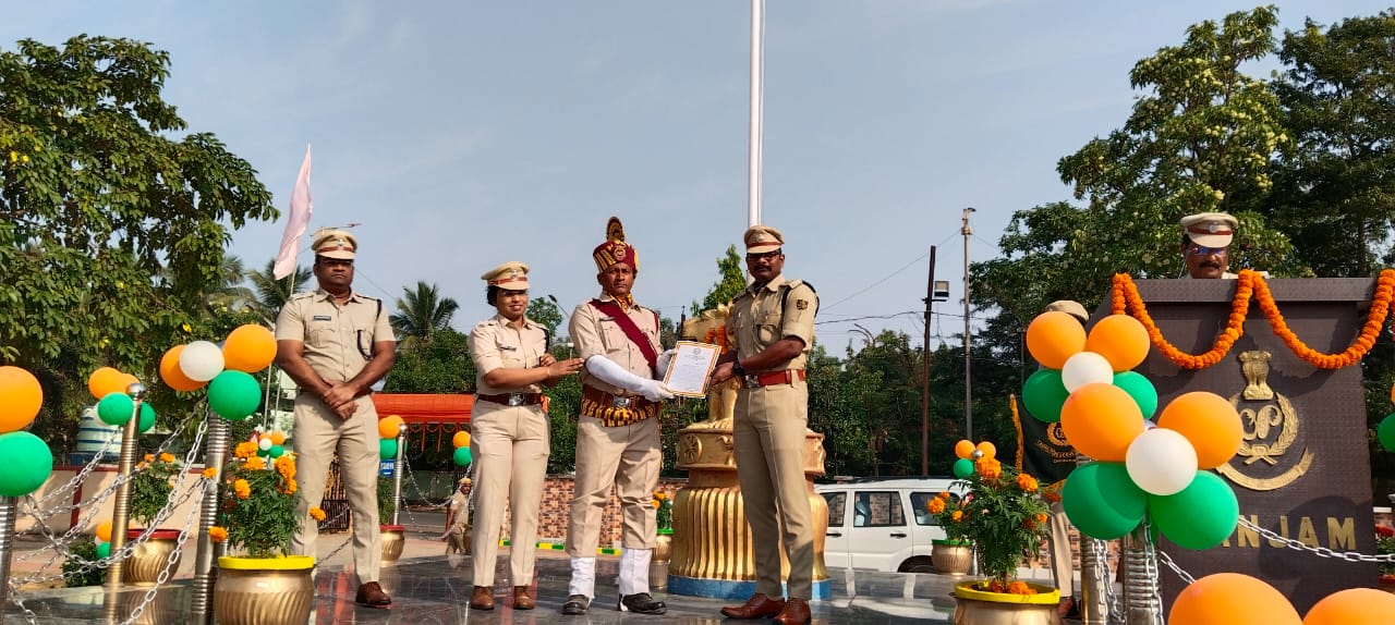 You are currently viewing ଛତ୍ରପୁର ଠାରେ ୬୩ତମ ଜାତୀୟ ଗୃହରକ୍ଷୀ ବାହିନୀ ର ପ୍ରତିଷ୍ଠା ଦିବସ ପାଳିତ