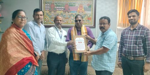 ଦିବ୍ଯାଙ୍ଗ ବସନ୍ତ ଙ୍କୁ ସମ୍ବର୍ଦ୍ଧିତ କଲା ଜିଲ୍ଲା ପ୍ରଶାସନ