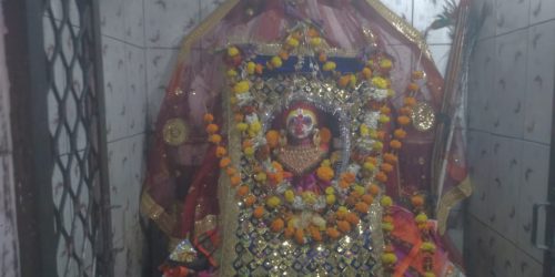 ପଦ୍ମାସନରେ ମା ସର୍ଵମଙ୍ଗଳା